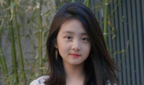 娱乐吃瓜酱26岁谈恋爱,娱乐吃瓜酱的甜蜜恋爱之旅